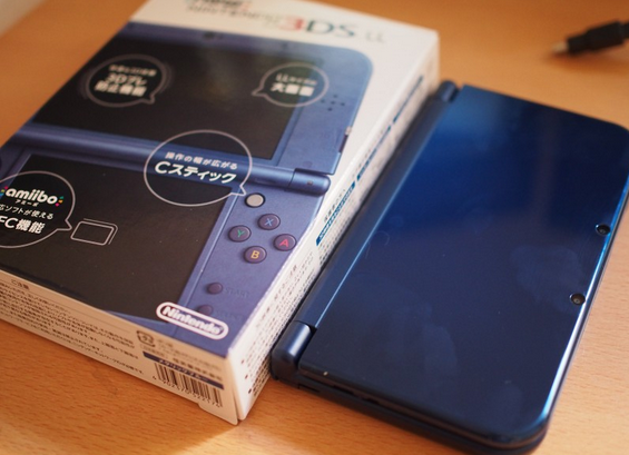 New ニンテンドー3DS LL メタリックブルーを新しく購入しました。: New